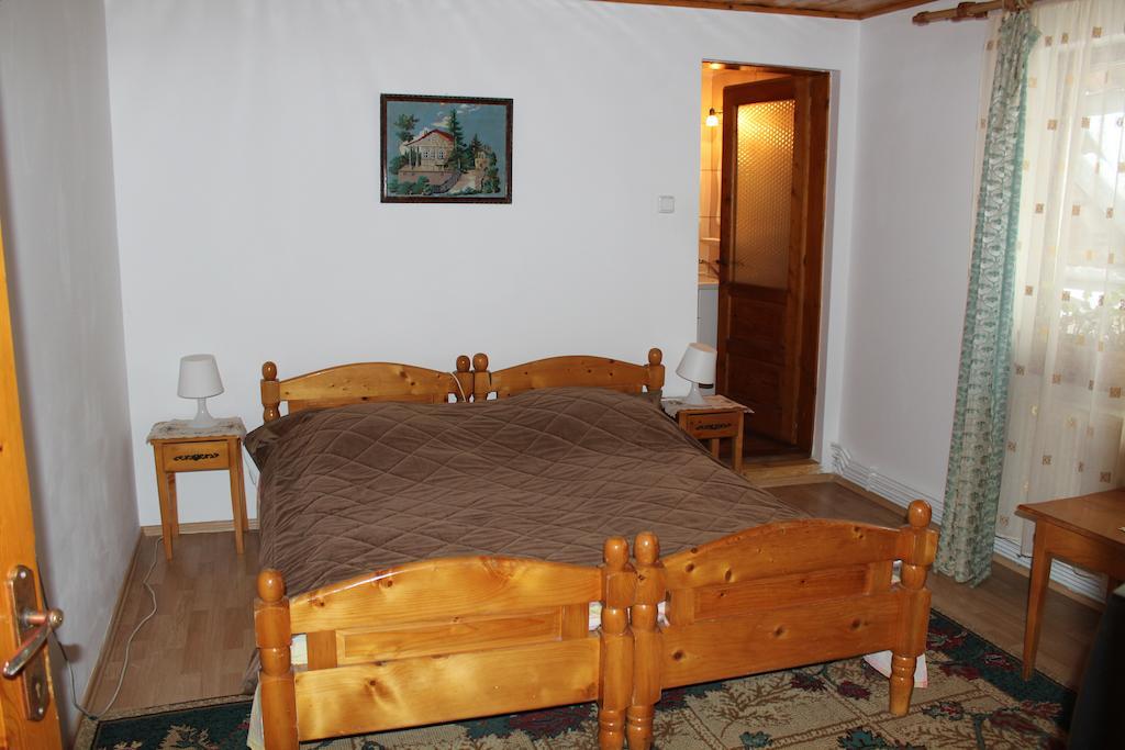 Pensiunea Iulia Bran  Habitación foto
